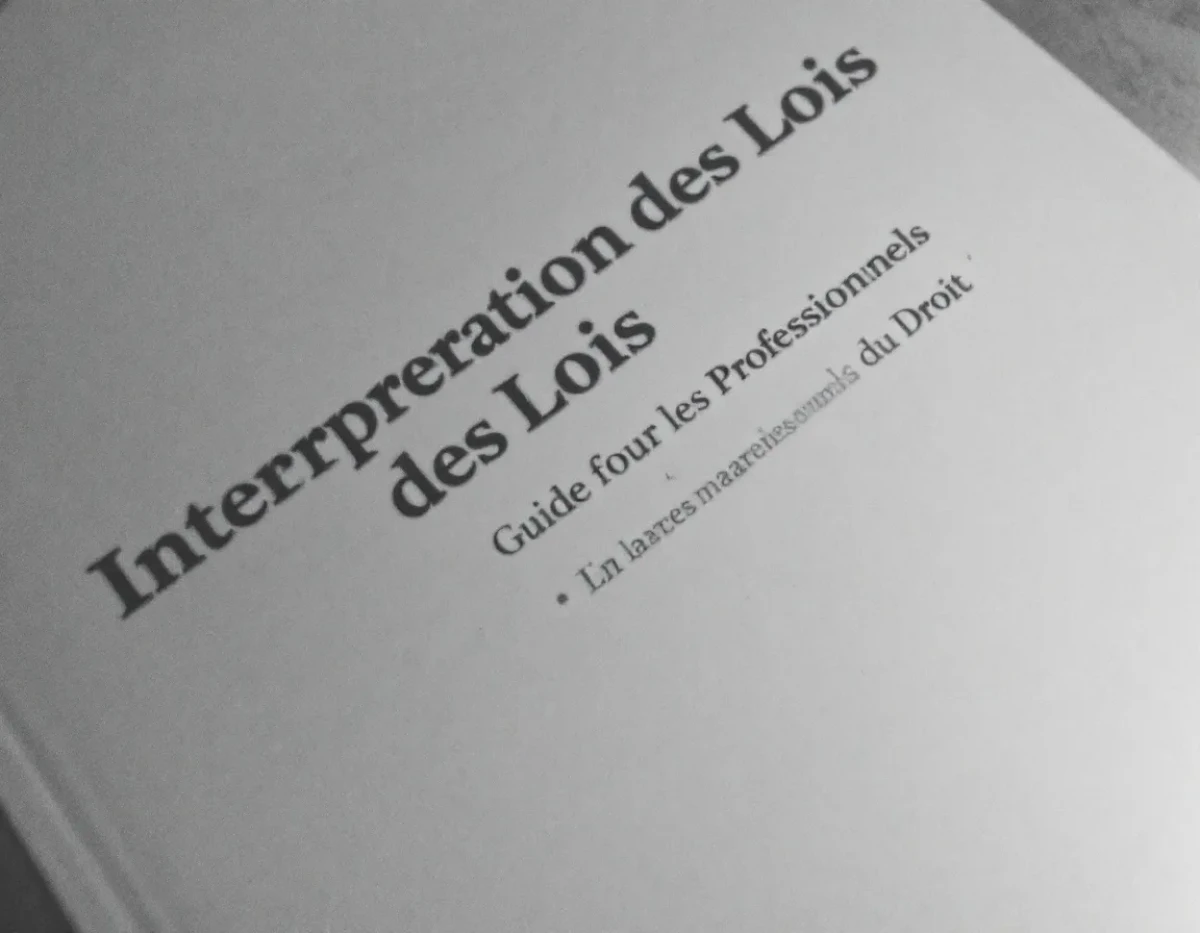 Interprétation des Lois : Guide pour les Professionnels du Droit